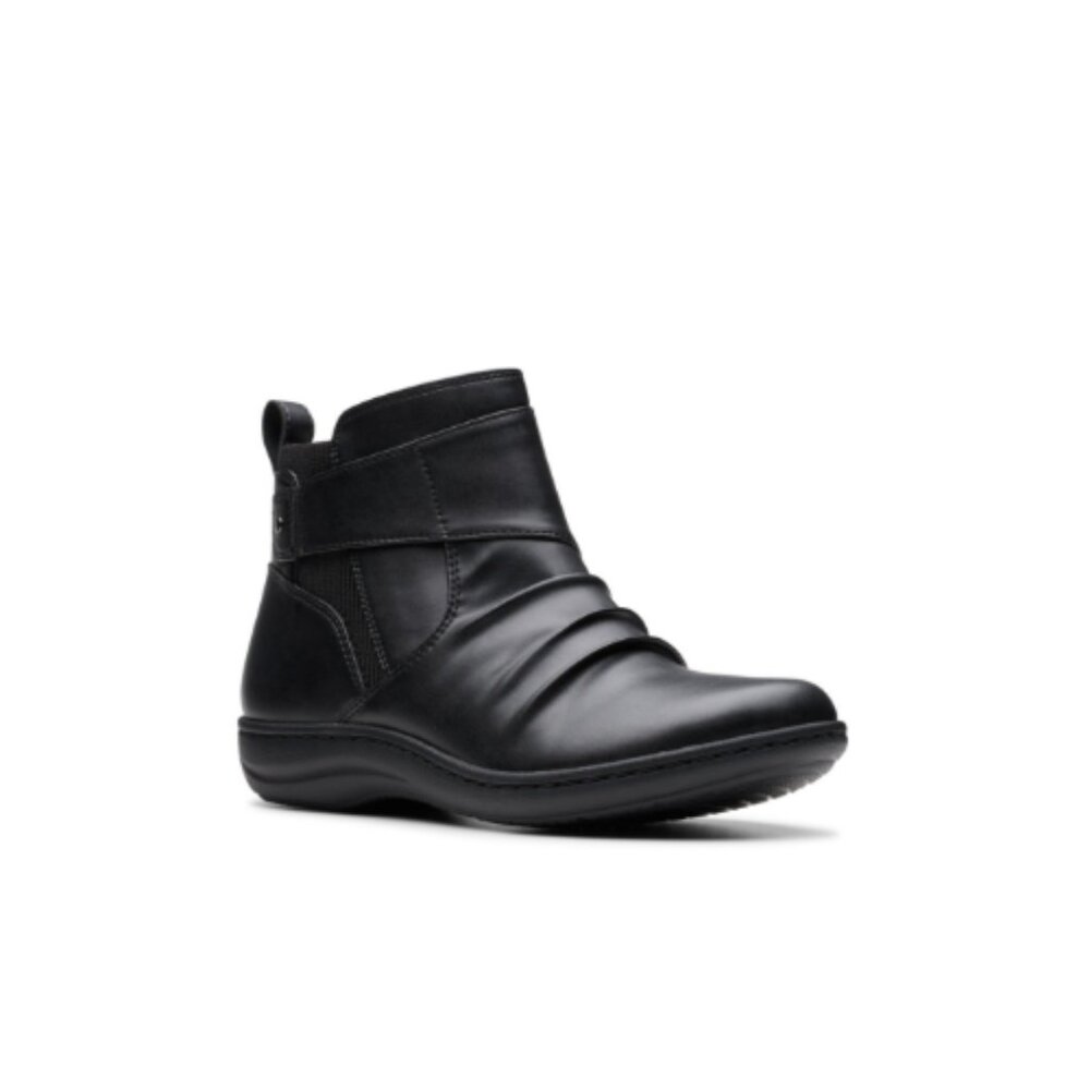 Clarks Women's Collection Laurieann Park Closed Toe Boots Black 8.5M NWB